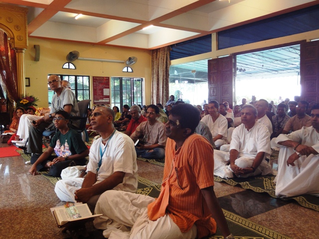 Sankarshan Das Teaching Real Sanity at ISKCON, Kuala Lampur