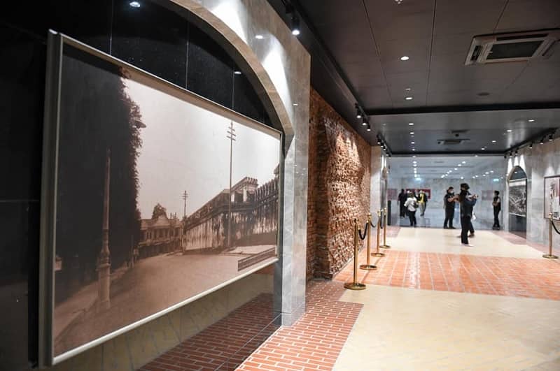 Underground Walkway near Grand Palace