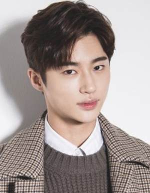 Byeon Woo Seok Actor profile, age & facts