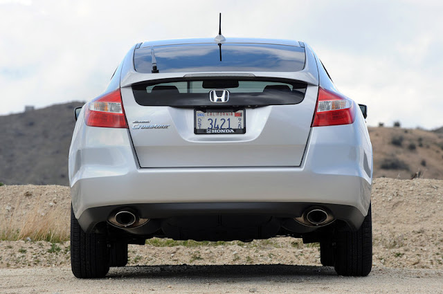 2011 honda accord crosstour rear view 2011 Honda Accord Crosstour