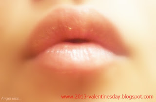 1. Hot Kiss And Lip Hd Wallpapers For Valentines Day 2014