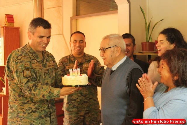 101 años de edad cumplió el SOM Rosamel Arteaga Fernández