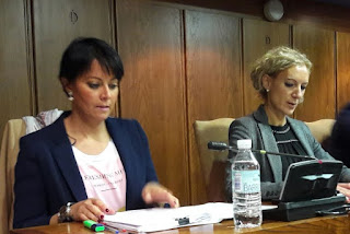 Las concejalas del Grupo Municipal Ciudadanos del Ayuntamiento de Ponferrada, Rosa Luna y Ruth Santín