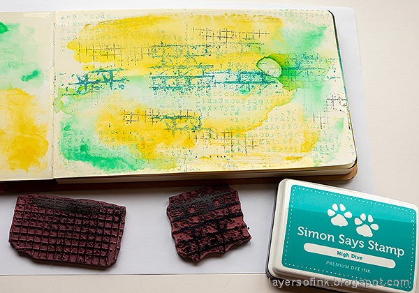 Layers of ink - Bird Friends Mixed Media Art Journal Tutorial by Anna-Karin Evaldsson.