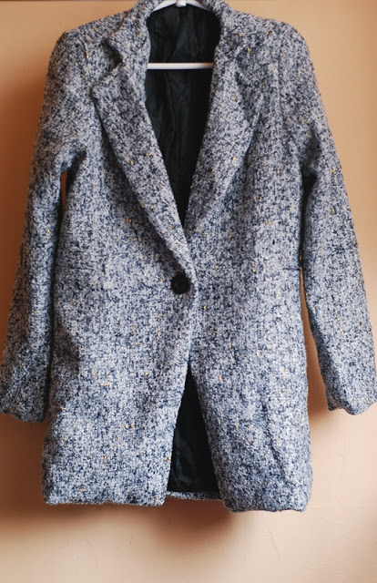 http://www.shein.com/Grey-Long-Sleeve-Single-Button-Tweed-Coat-p-154259-cat-1735.html#_=_?utm_source=pomaranczowa-pomarancz.blogspot.jp&utm_medium=blogger&url_from=pomaranczowa-pomarancz.blogspot.jp