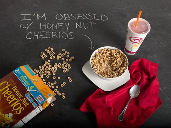 aaron-paul-breakfast-food-646
