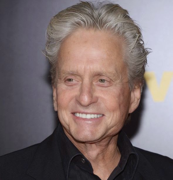 http://es.wikipedia.org/wiki/Michael_Douglas