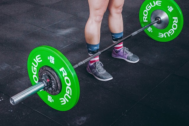 Escaping the Loneliness Trap: My Journey of Overcoming Isolation through Deadlifts