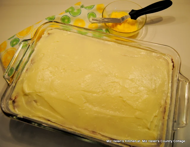  Old Fashioned Pineapple Cake at Miz Helen's Country Cottage