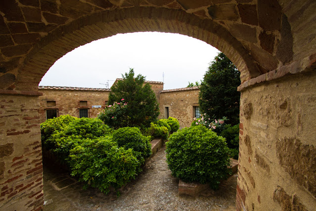 Palazzo Massaini-La Pieve-Cortile interno