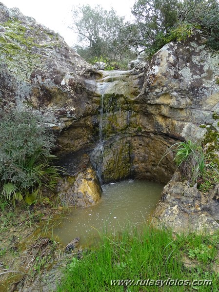 Peguera - Piedra del Padrón - Cortijo del Hato o San José de Casas Nuevas