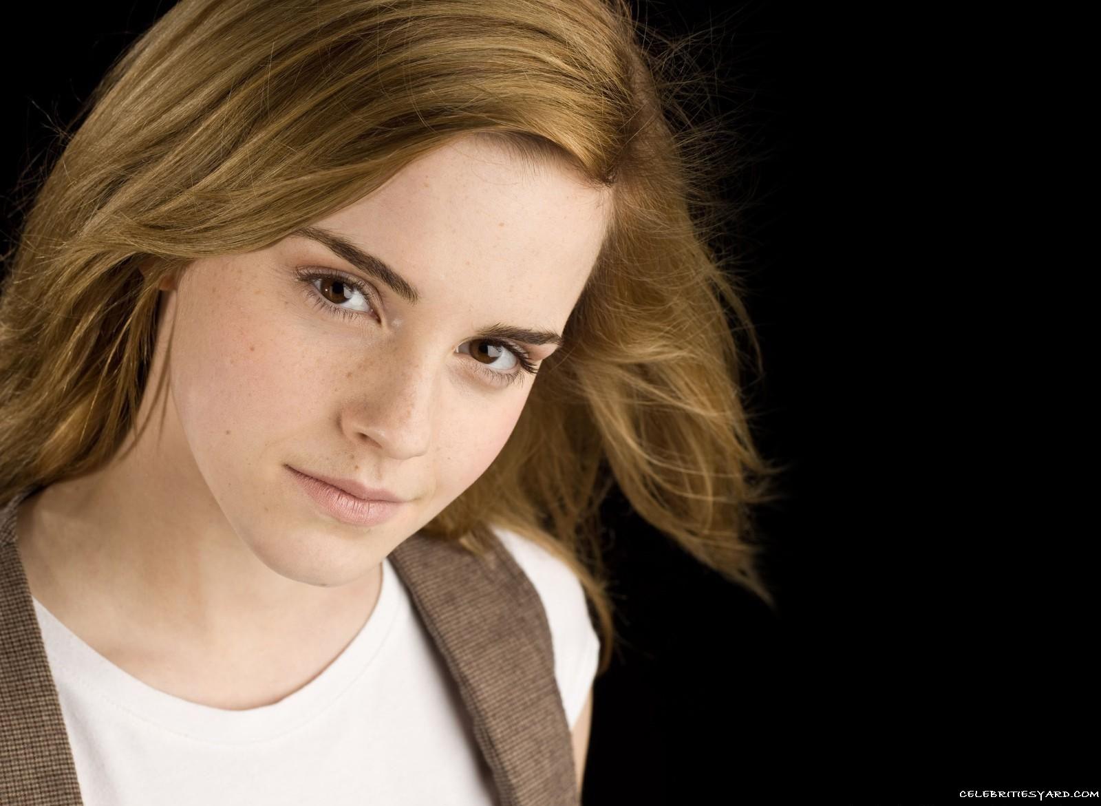 Emma Watson Wallpapers