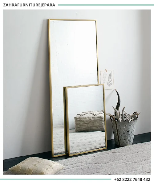 Cermin Berdiri Frame Besi Minimalis