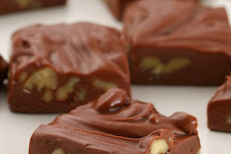 NESTLÉ® TOLL HOUSE® Famous Fudge 