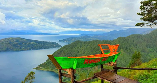 Panoguan Solu Keindahan Danau Toba Wisata Humbahas yang Mempesona