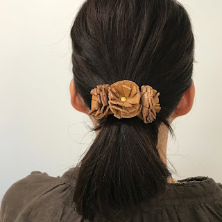 革花のヘアアクセサリー