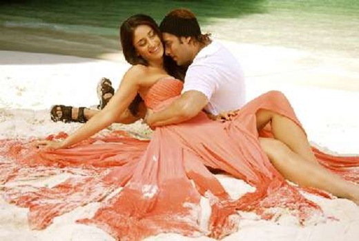 Bollywood Exclusive Movie Rascals with Ajay Devgan and Sanjay Dutt Wallpapers