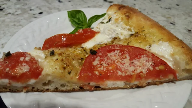 Fresh Tomato and Mozzarella Pizza