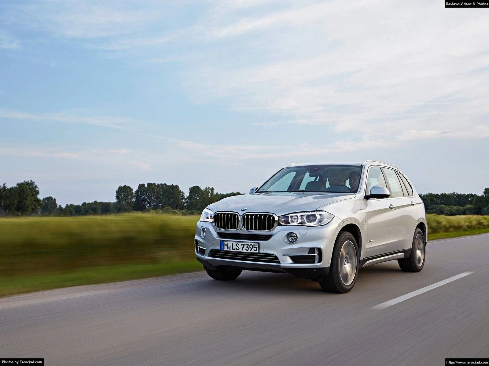 Hình ảnh xe ô tô BMW X5 xDrive40e 2016 & nội ngoại thất