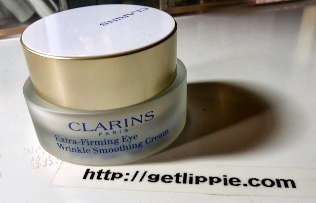 Clarins Extra-Firming Eye Wrinkle Smoothing Cream Review