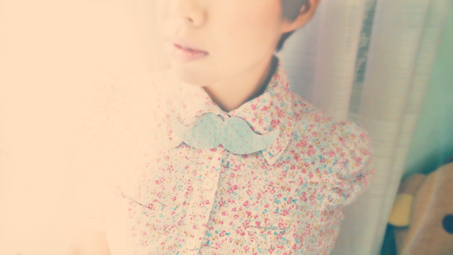 vintage bow tie, floral puffy sleeve blouse, cute, outfits, fashion, tutorials, tutorial, tut