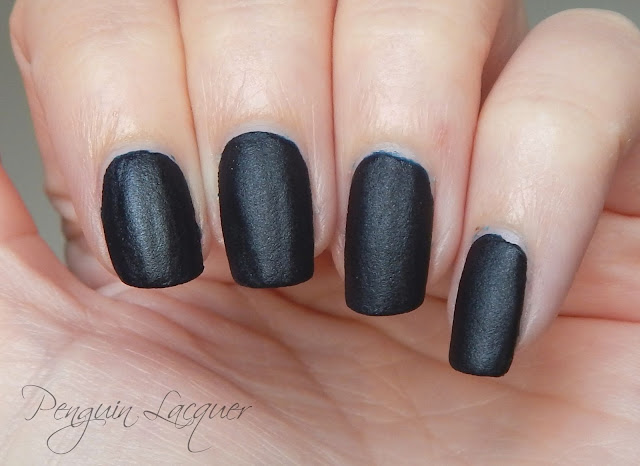 sally hansen velvet texture 680 deluxe nah