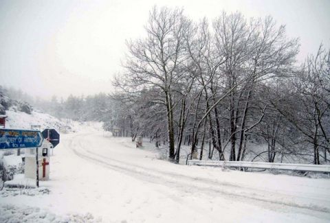 ΕΤΟΙΜΑΣΤΕΙΤΕ: Έρχεται το πρώτο κύμα χιονιά!