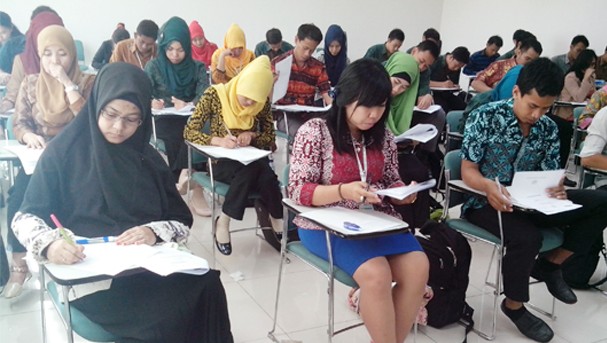 Sarjana Pendidikan Ingin jadi Guru Wajib Ikut PPG