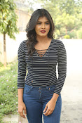 hebah patel new sizzling pics-thumbnail-38