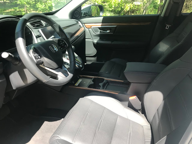 Front seats in 2020 Honda CR-V Touring