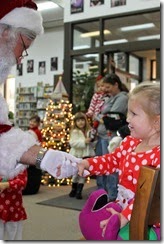 santa comes to the library 031