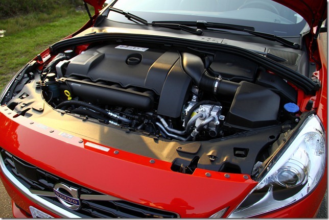 Volvo V60 T5 R-Design 2013 (18)