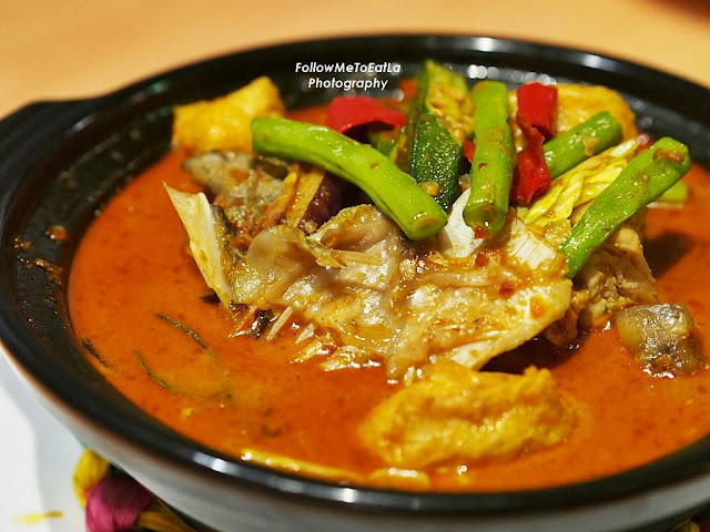 Claypot Curry Tiger Grouper Fish Head.