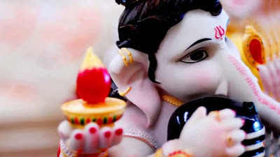 little-ganeshji-hugging-shivling-photos