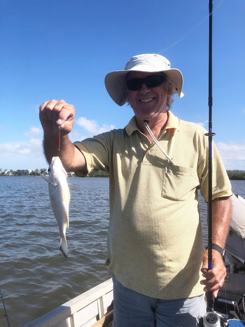 Lathams News: FISHING OUT ON THE MAROOCHY RIVER