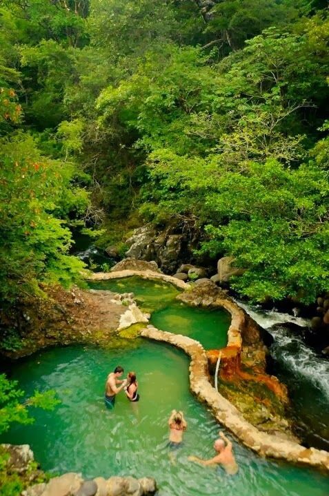 20 Most Amazing Swimming Pools Ever!