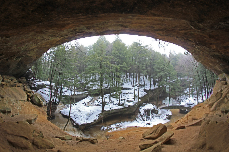 hocking hills camping