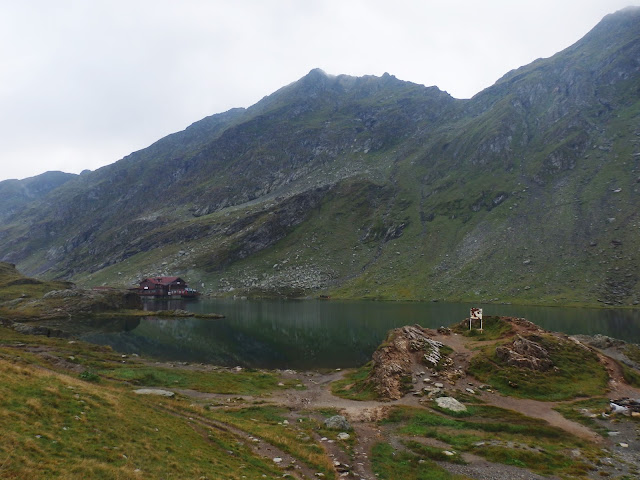 Lacul Balea (jez. Balea) 2042 m.n.p.m. Zaczynamy wyjście w góry