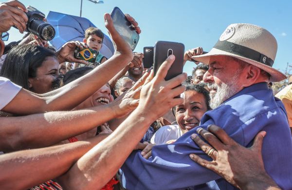 Canalhocracia: o medo de Lula faz a fila da Justiça andar como nunca se viu e atropelar a democracia. Por Kiko Nogueira