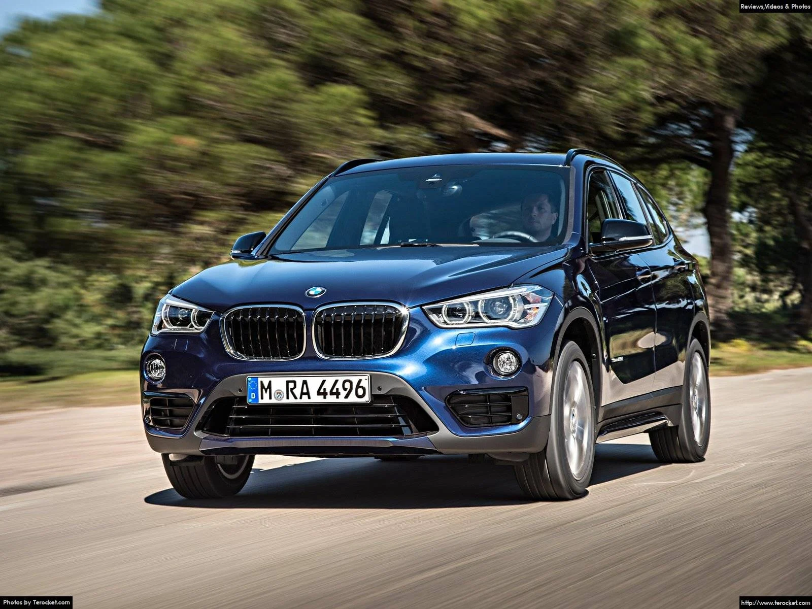 Hình ảnh xe ô tô BMW X1 2016 & nội ngoại thất