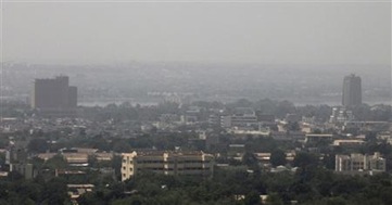 Malians-queue-fuel-anti-junta-sanctions-begin