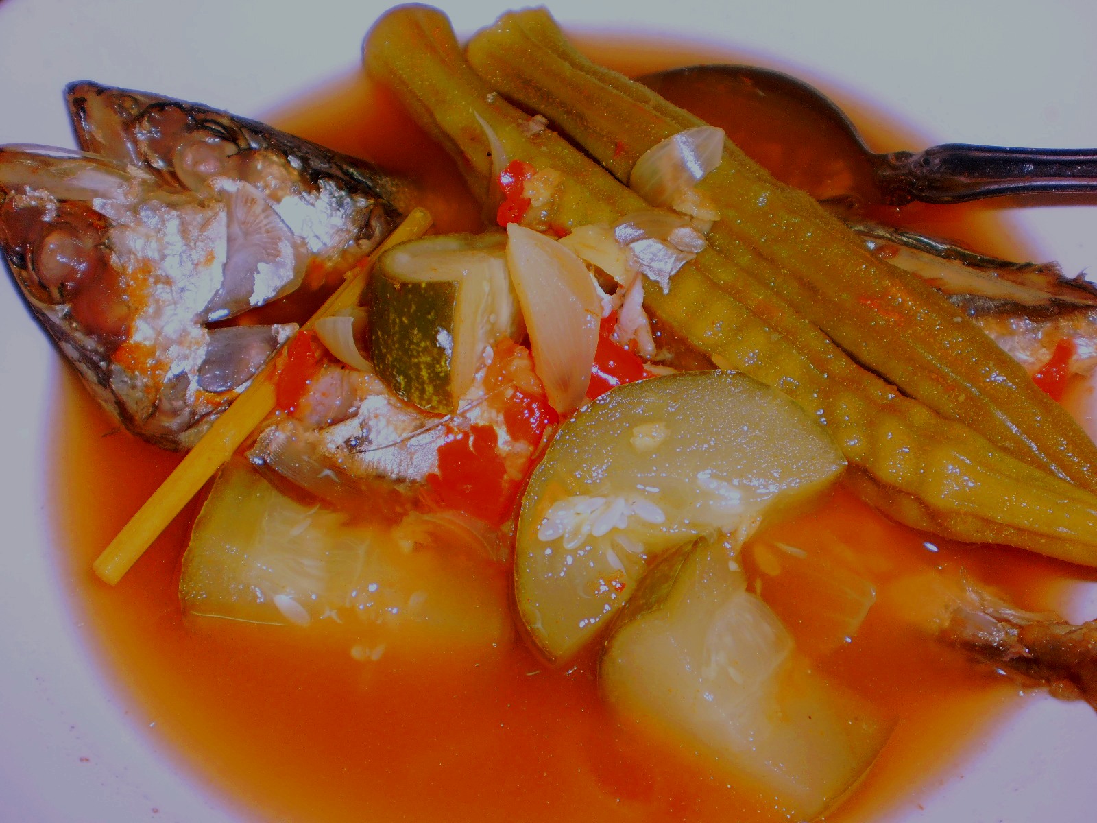 Suriacity.blogspot.com: Ikan Kembung Masak Asam Rebus ala 