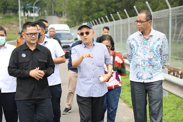 Tim Komisi Keamanan Bendungan Kementerian PUPR Mengunjungi Waduk Duriangkang dan Waduk Tembesi