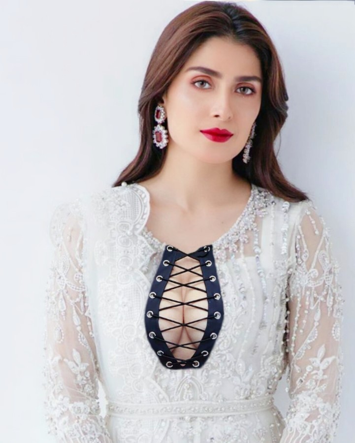 Hot and Sexy Ayeza Khan Pictures 34