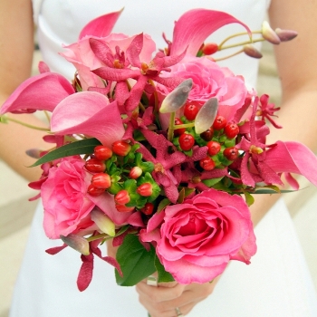 Fresh flowers for july weddings