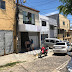 Pai e filho são assassinados a tiros dentro de casa na Zona Oeste de Natal.