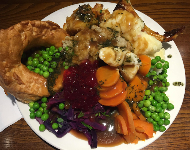 Toby Carvery Regular carver meal