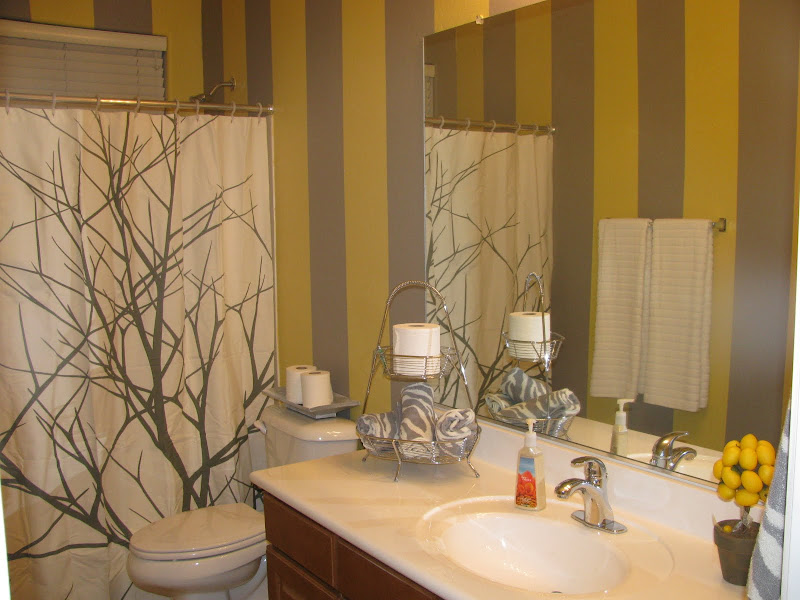 Paint: Benjamin Moore, Ashley Grey. Behr, Wild Bamboo title=