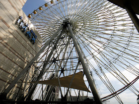 Ferris Wheel at Miramar Entertainment Park Taipei