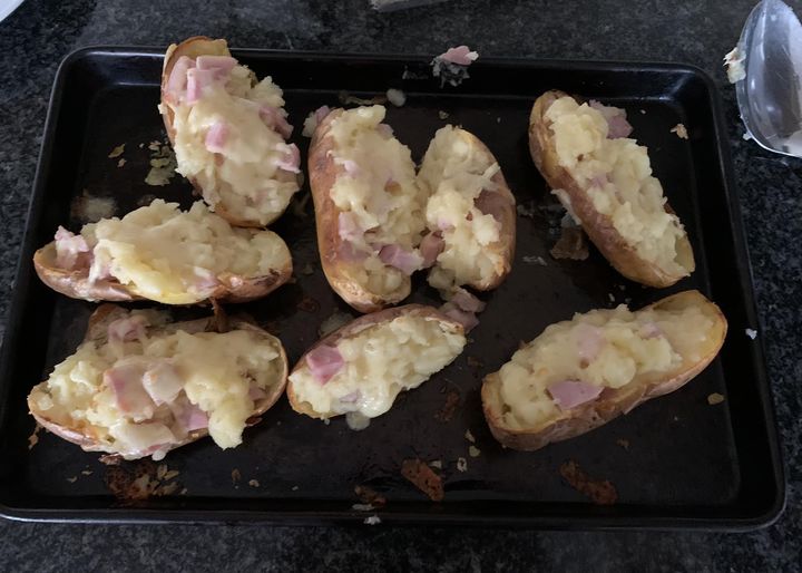 jacket potatoes stuffed with cheddar